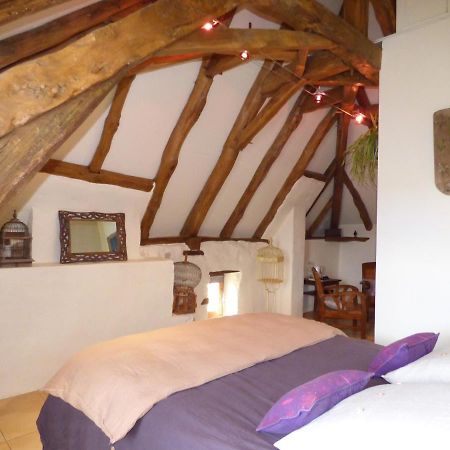 Britavit Bed & Breakfast Saint-Avit-Senieur Exterior photo