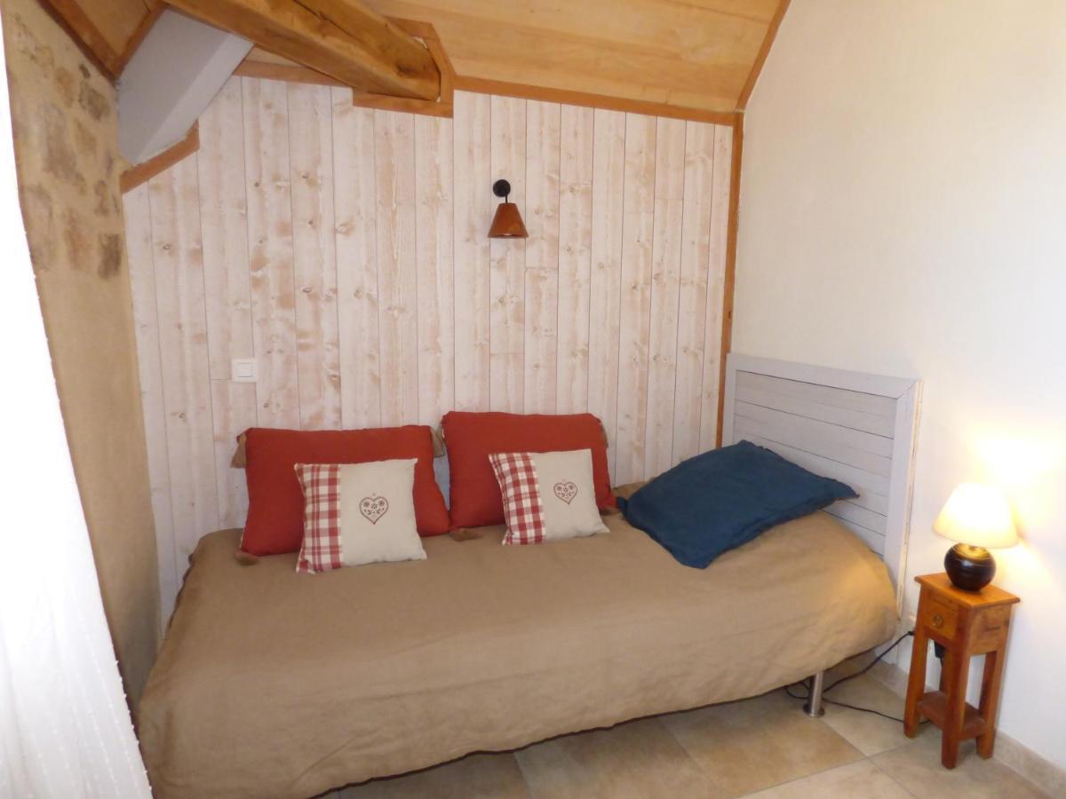 Britavit Bed & Breakfast Saint-Avit-Senieur Exterior photo