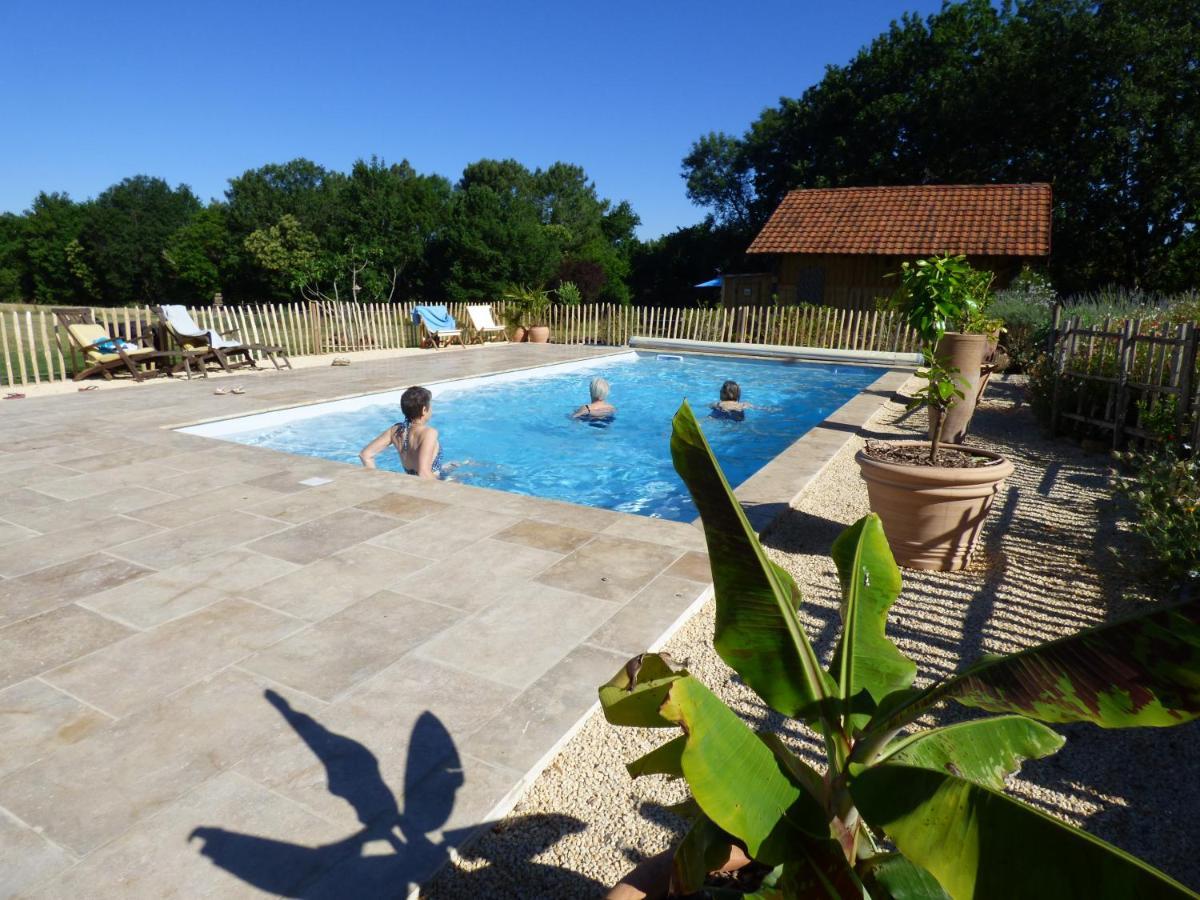 Britavit Bed & Breakfast Saint-Avit-Senieur Exterior photo