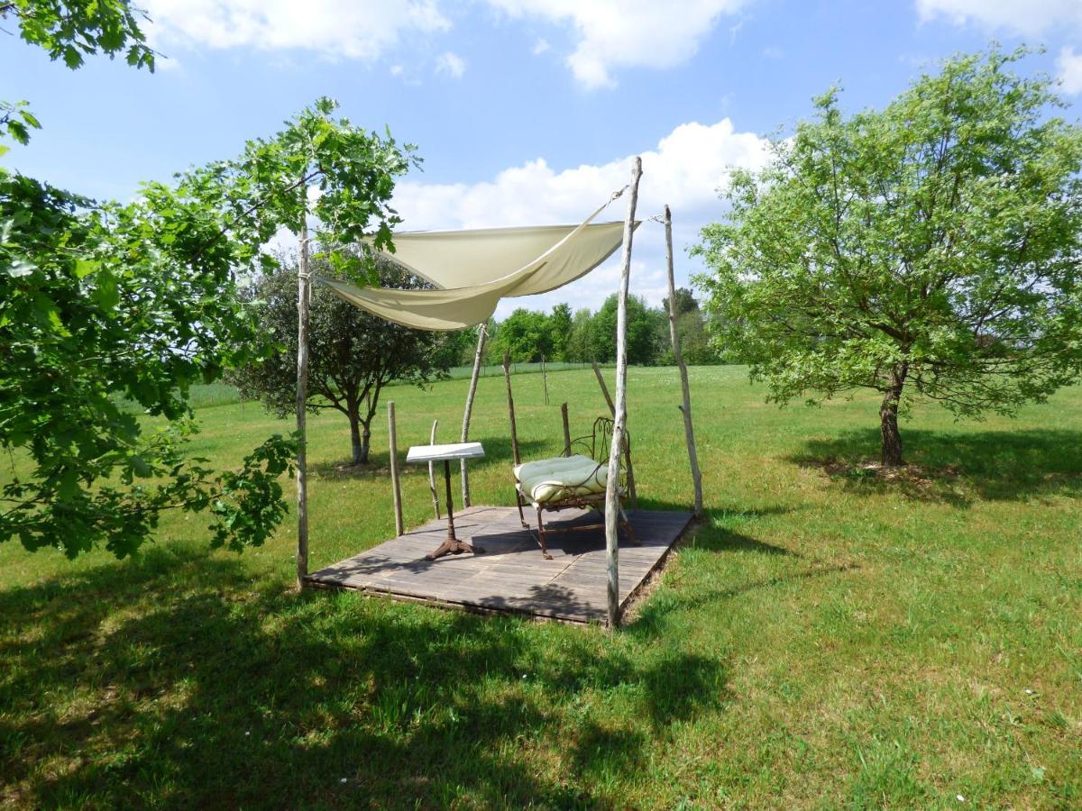Britavit Bed & Breakfast Saint-Avit-Senieur Exterior photo